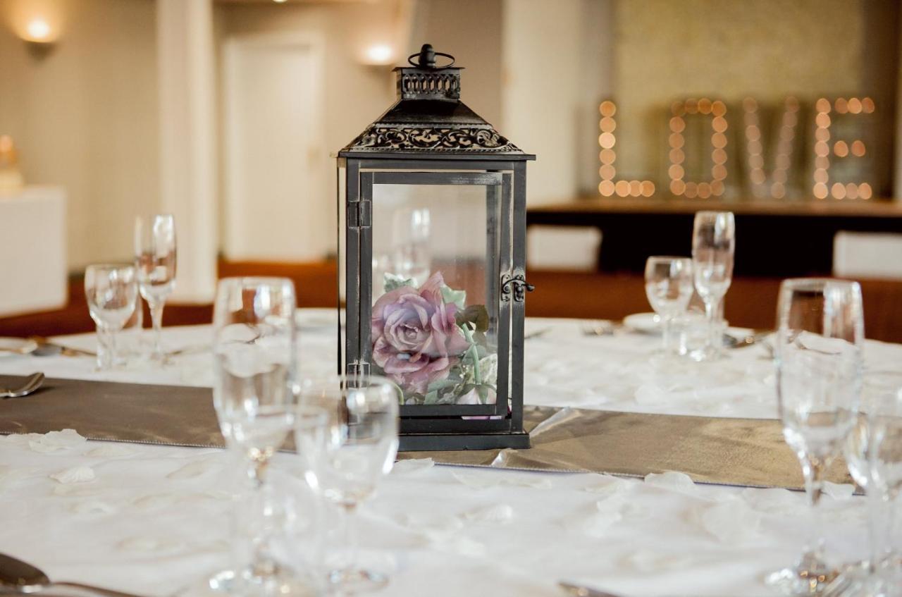 Sporting Lodge Inn Мидлсбро Экстерьер фото
