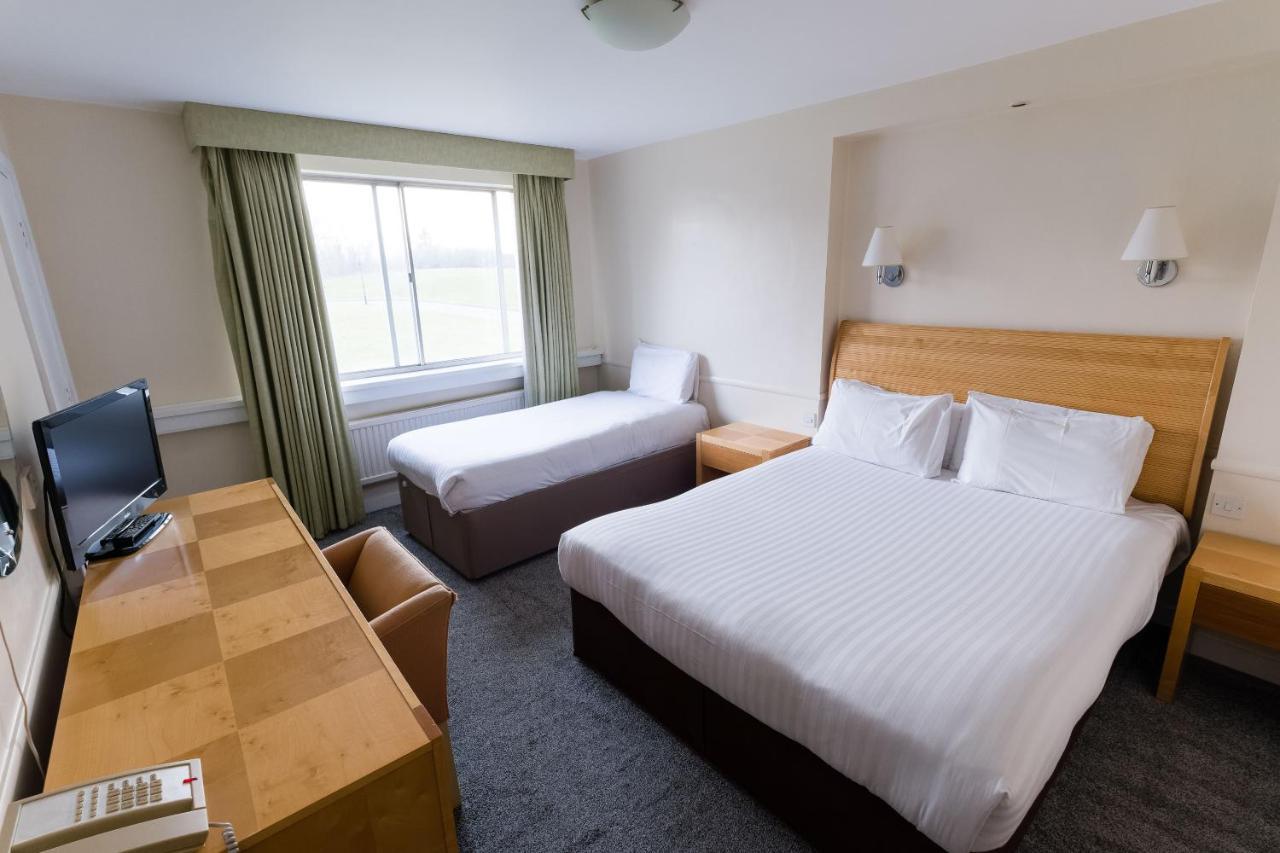 Sporting Lodge Inn Мидлсбро Экстерьер фото