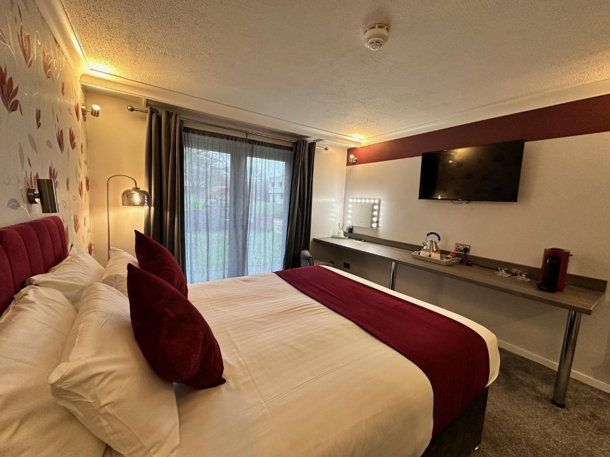 Sporting Lodge Inn Мидлсбро Экстерьер фото