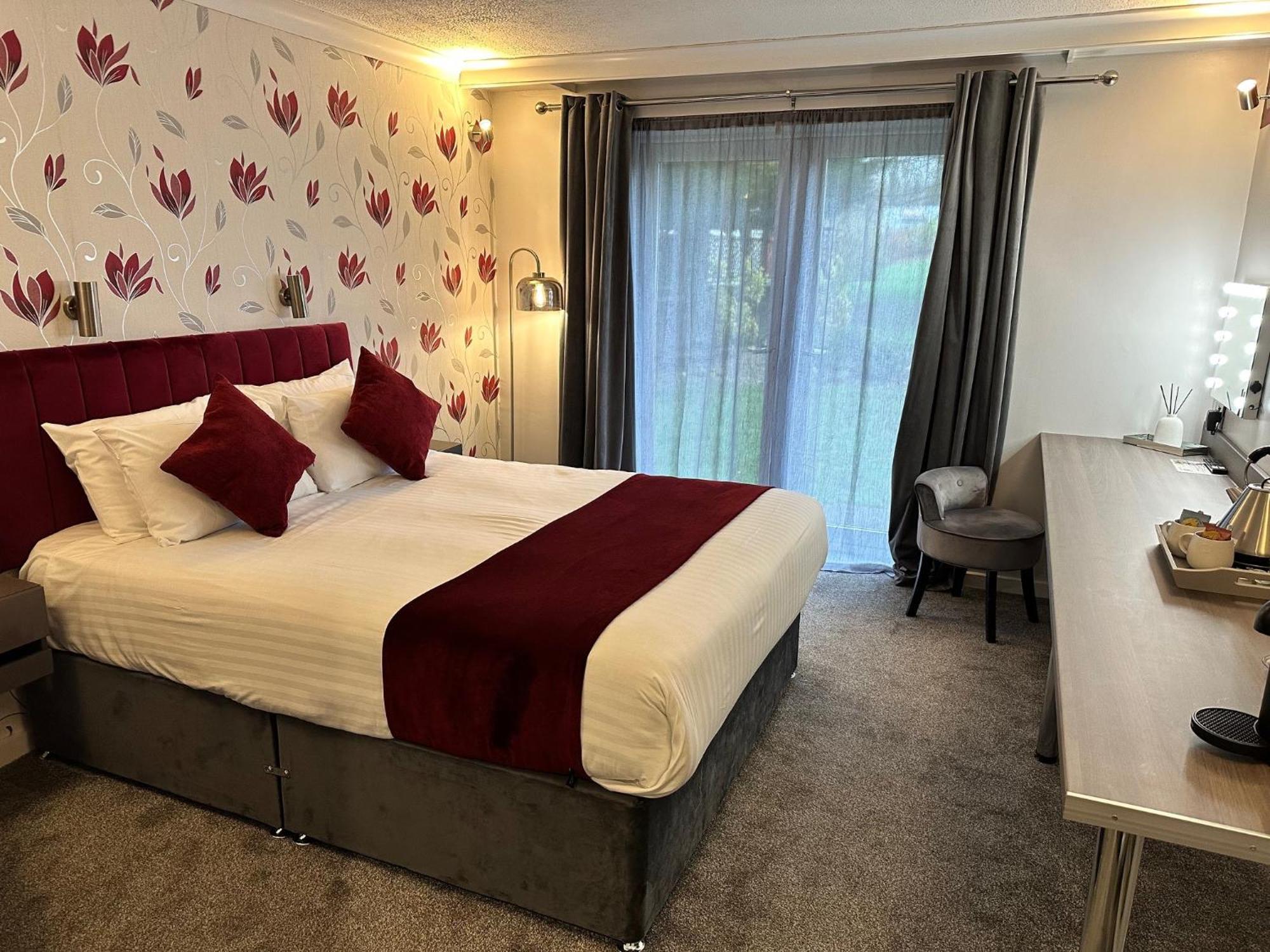 Sporting Lodge Inn Мидлсбро Экстерьер фото